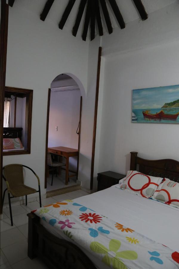 Hostal Pelikan تاجانجا المظهر الخارجي الصورة