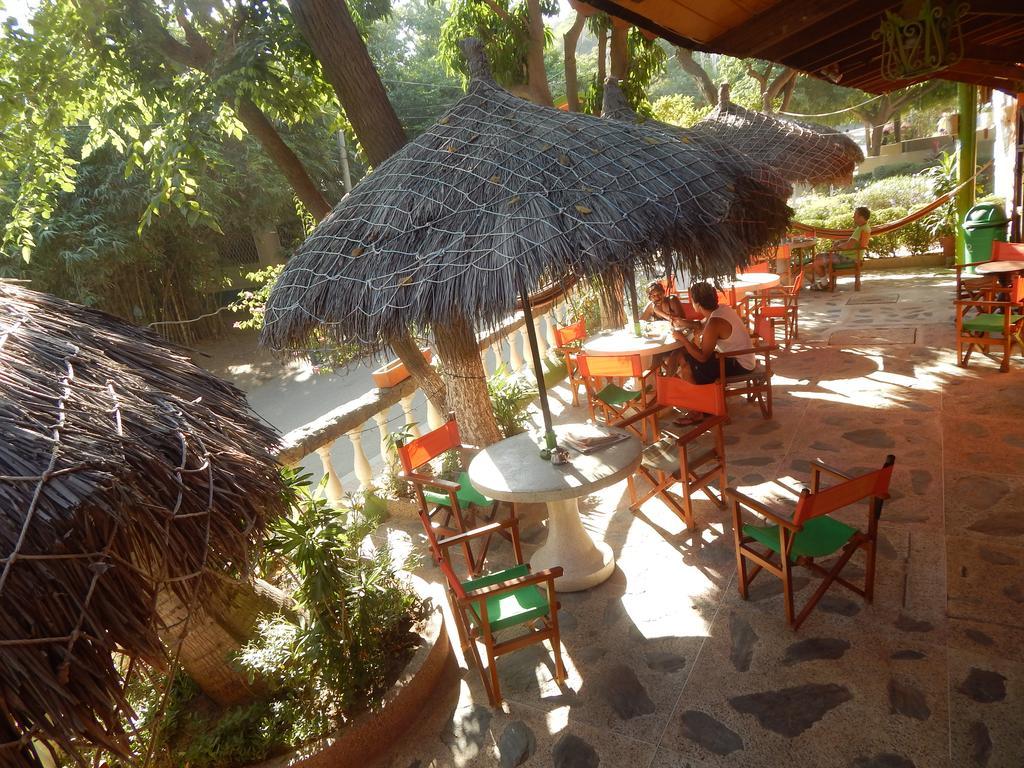 Hostal Pelikan تاجانجا المظهر الخارجي الصورة